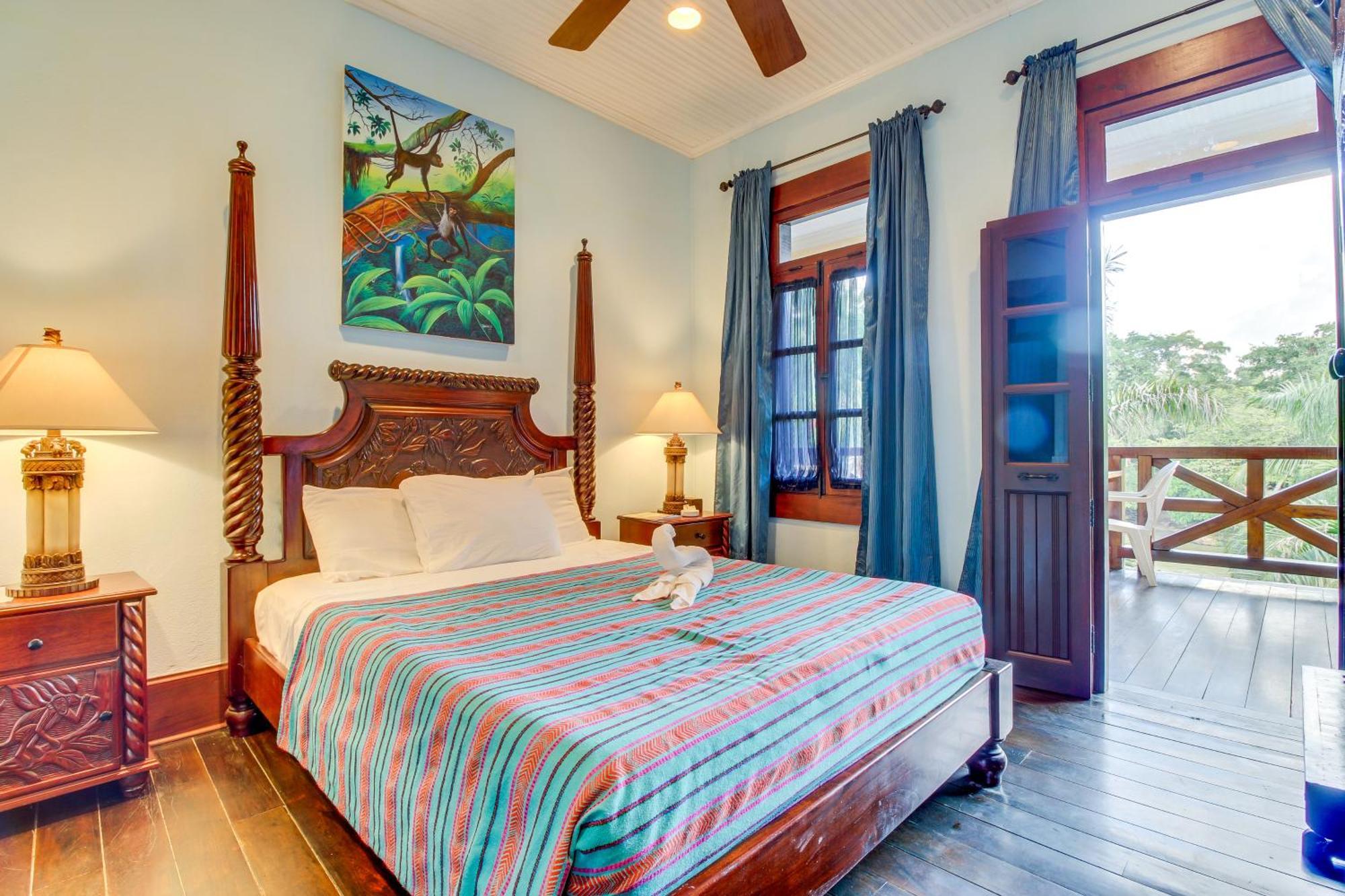 Mahogany Hall San Ignacio Extérieur photo